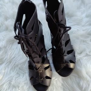 Mia lace up wedges size 8